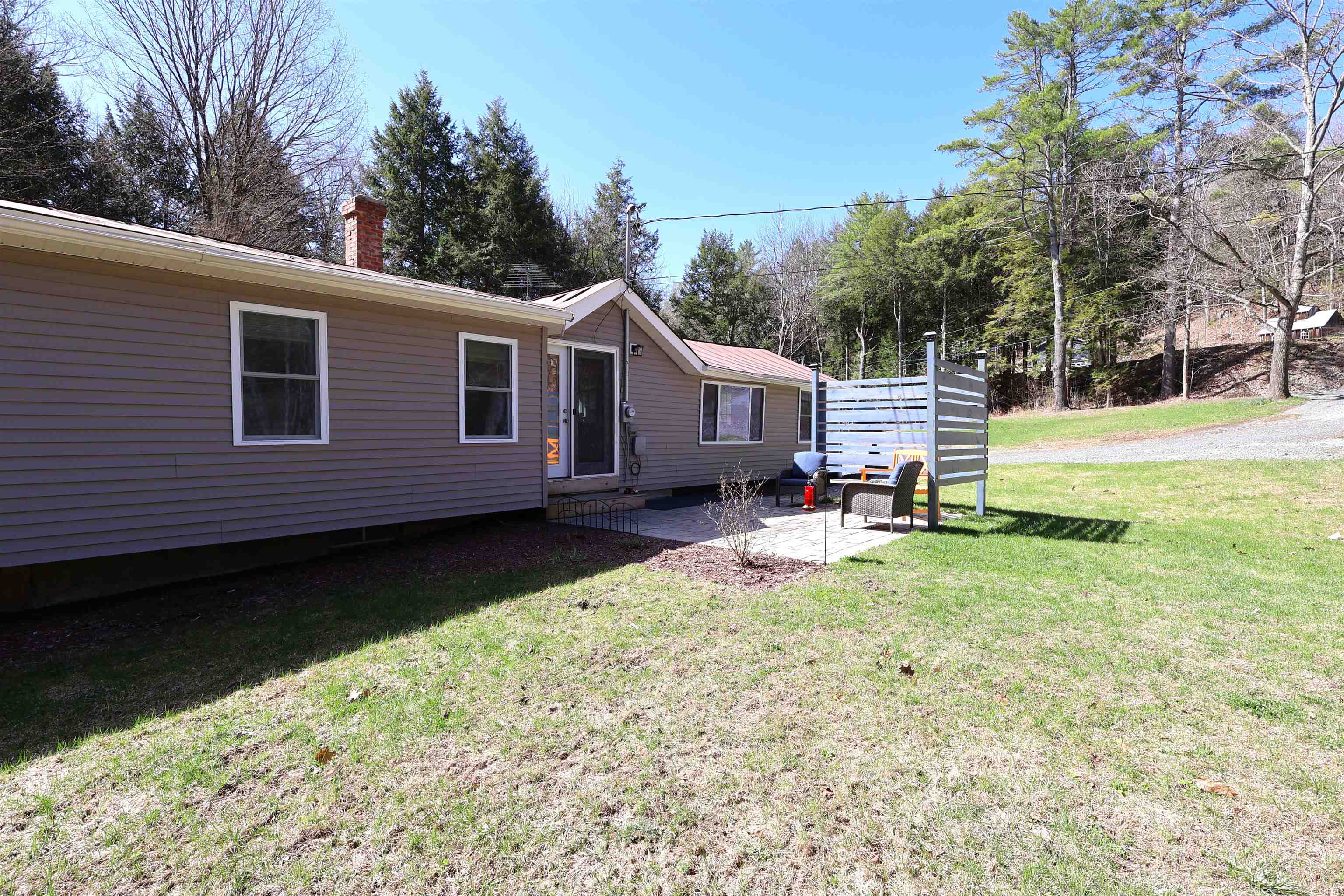 1013 Jericho Road Hartford, VT 05001 - Photo 12 of 55