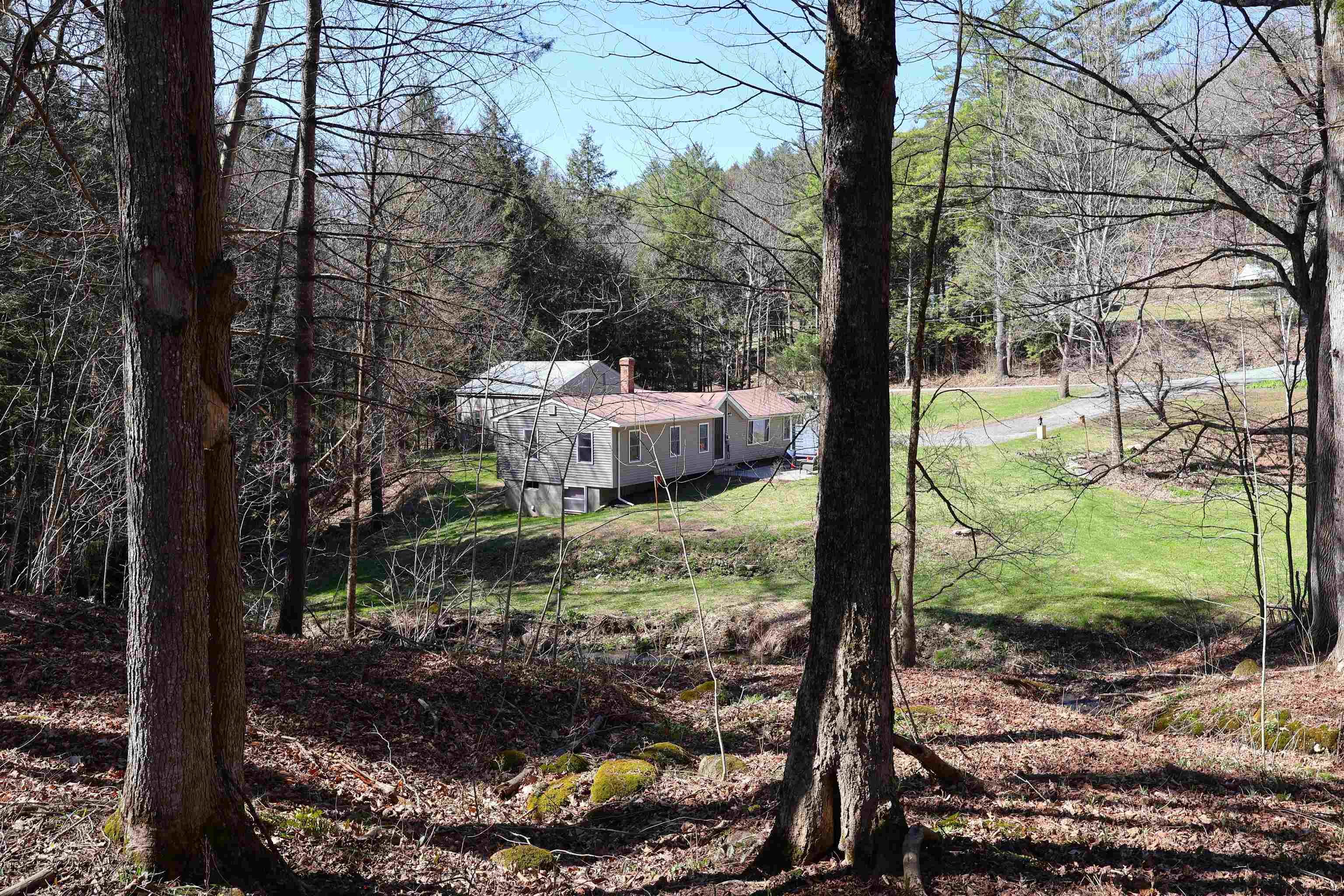 1013 Jericho Road Hartford, VT 05001 - Photo 3 of 55