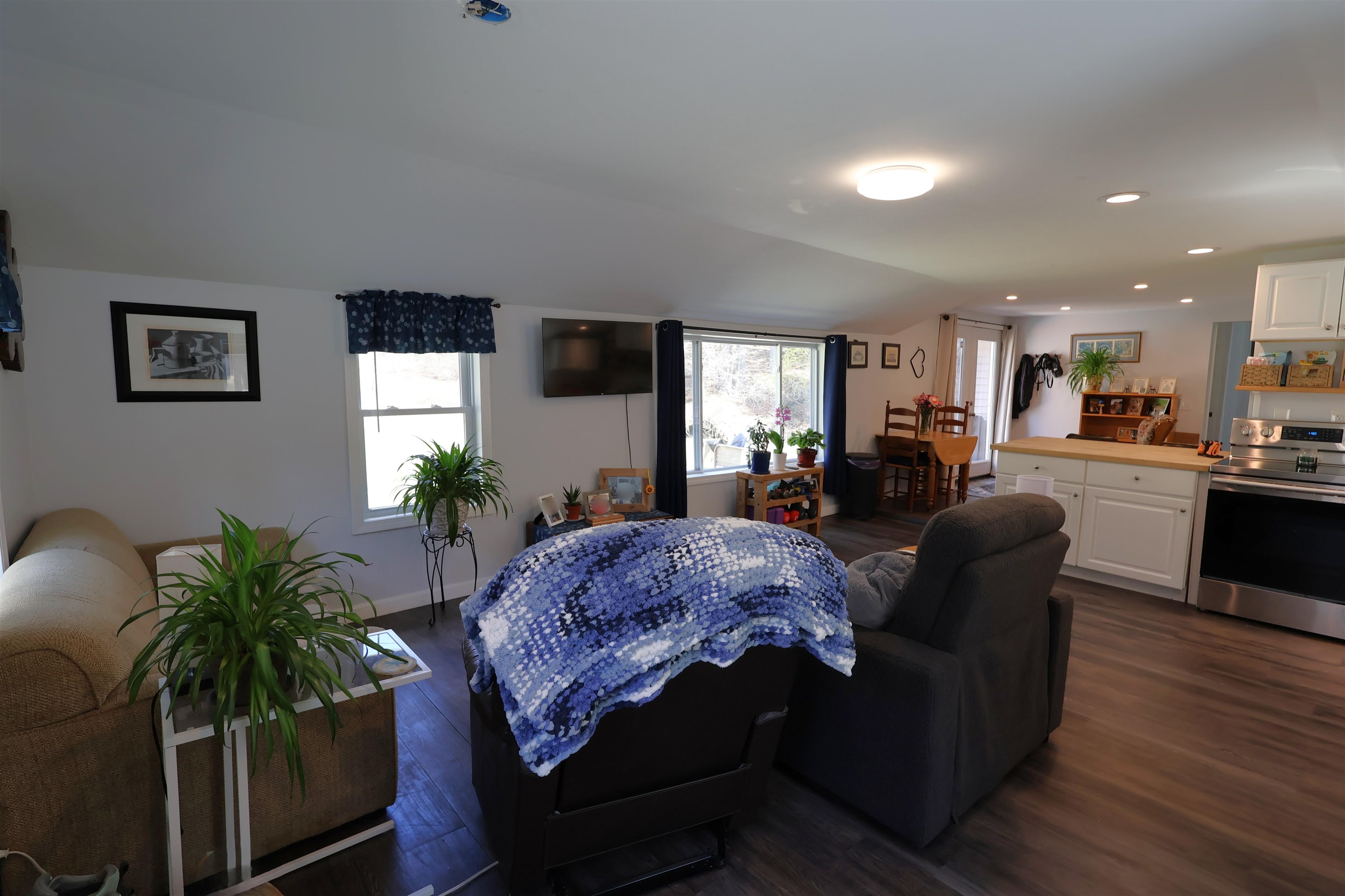 1013 Jericho Road Hartford, VT 05001 - Photo 31 of 55