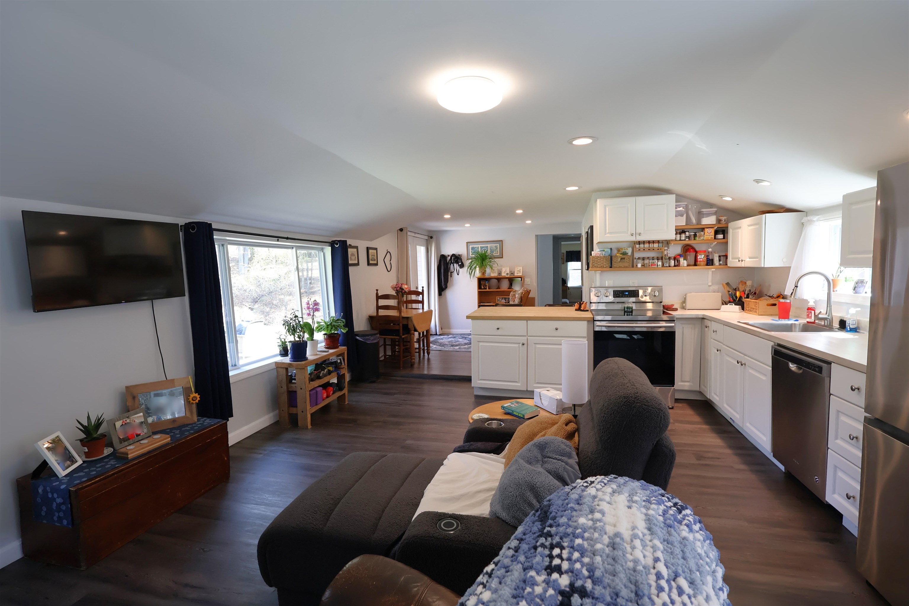 1013 Jericho Road Hartford, VT 05001 - Photo 32 of 55