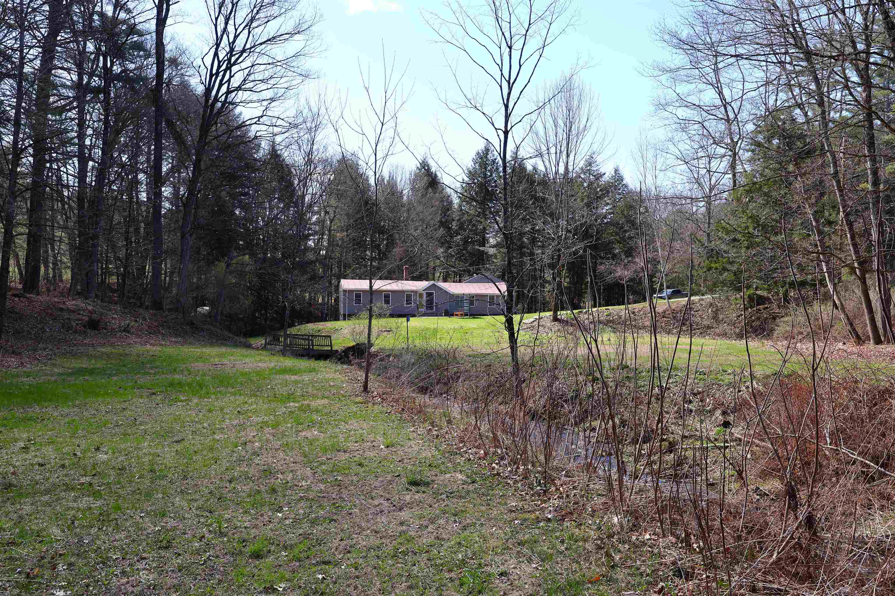 1013 Jericho Road Hartford, VT 05001 - Photo 5 of 55