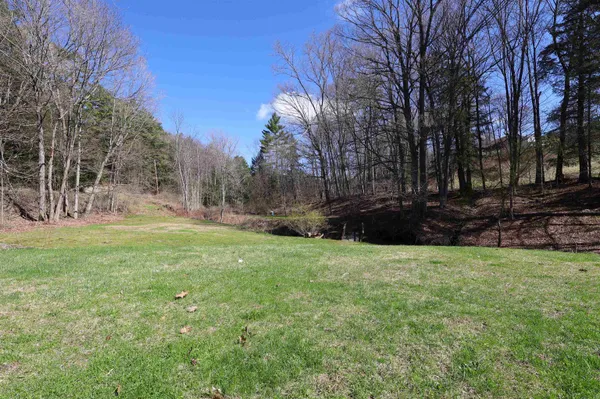 $399,000 | 1013 Jericho Road, Hartford, VT 05001