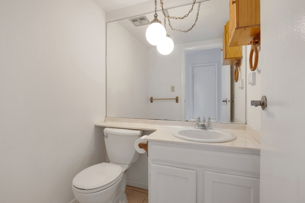 5540 Pebblebeach Drive Hanover Park, IL 60133 - Photo 12 of 28