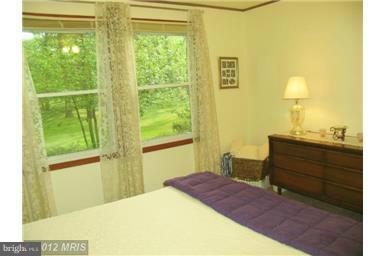 179 Ryan Road Pasadena, MD 21122 - Photo 24 of 30 Second Bedroom's View of Yard