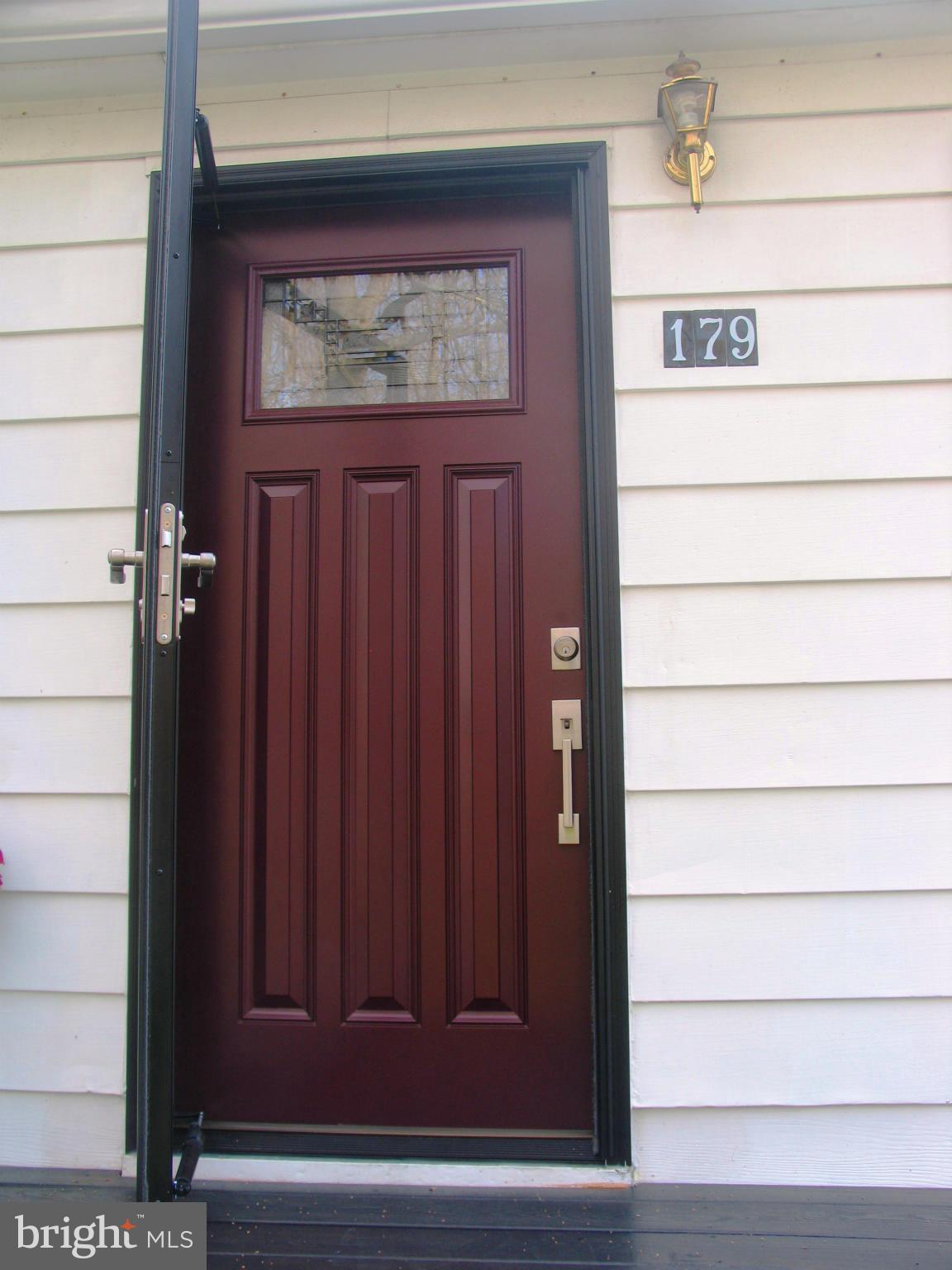 179 Ryan Road Pasadena, MD 21122 - Photo 5 of 30 Gorgeous Door and Storm Door