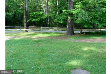 179 Ryan Road Pasadena, MD 21122 - Photo 6 of 30 View of Front Yard from Front Porch