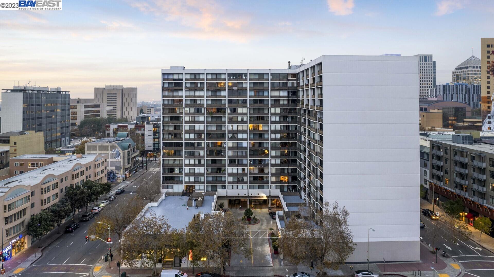 801 Franklin Street, Unit 503 Oakland, CA 94607 - Photo 1 of 35 a view of a city with tall buildings