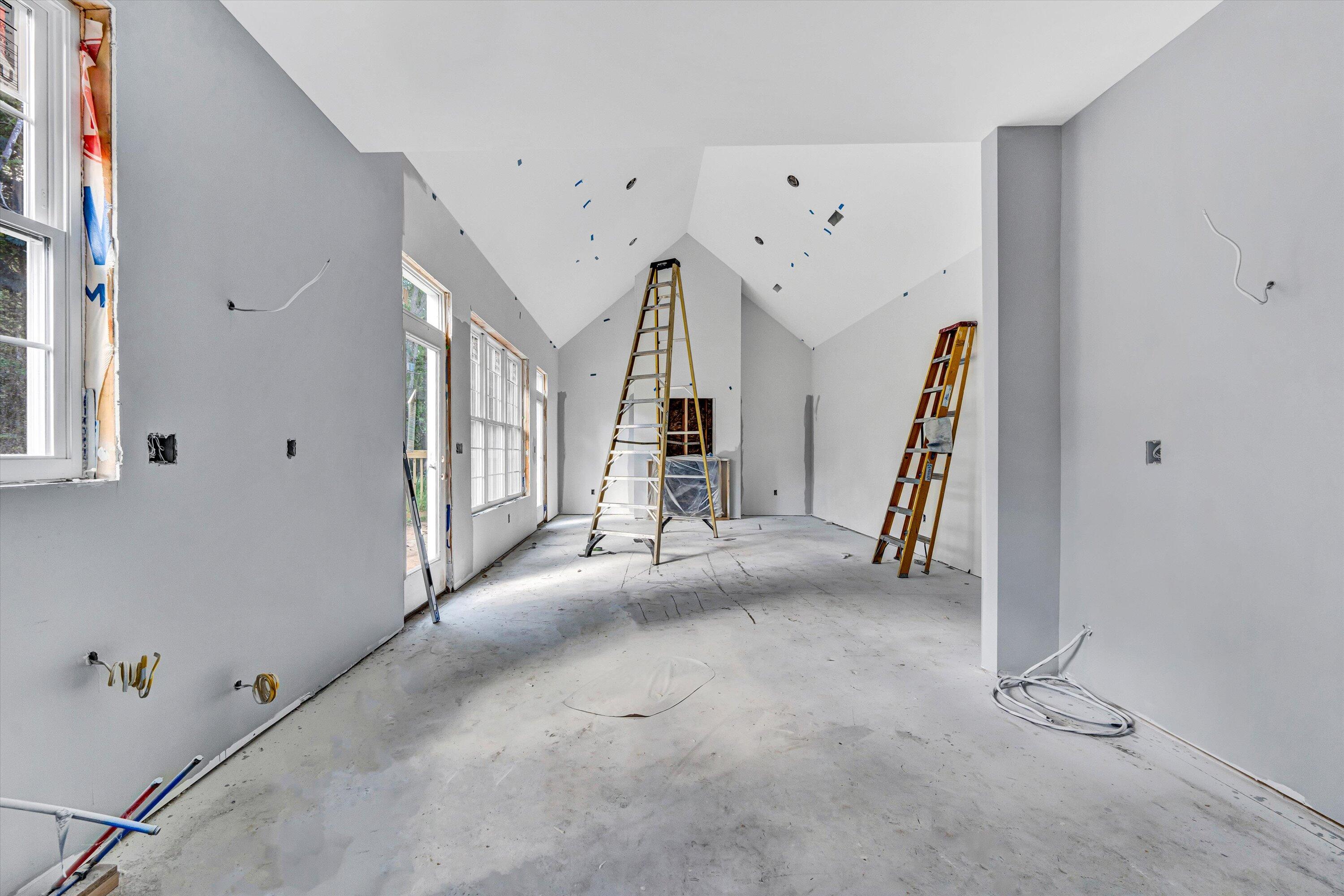 3769 Hales Ford Road Moneta, VA 24121 - Photo 13 of 26 a view of a livingroom with furniture