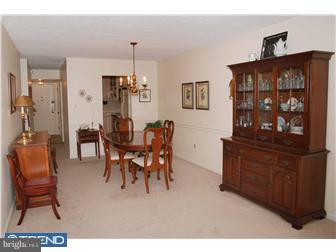160 Riversedge Drive Jeffersonville, PA 19403 - Photo 5 of 8 Dining Room