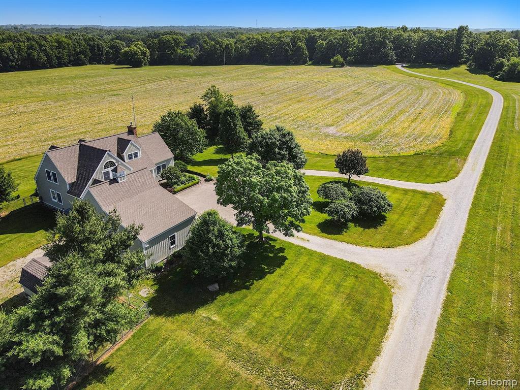 955 North Hughes Road Howell, MI 48843 - Photo 45 of 49