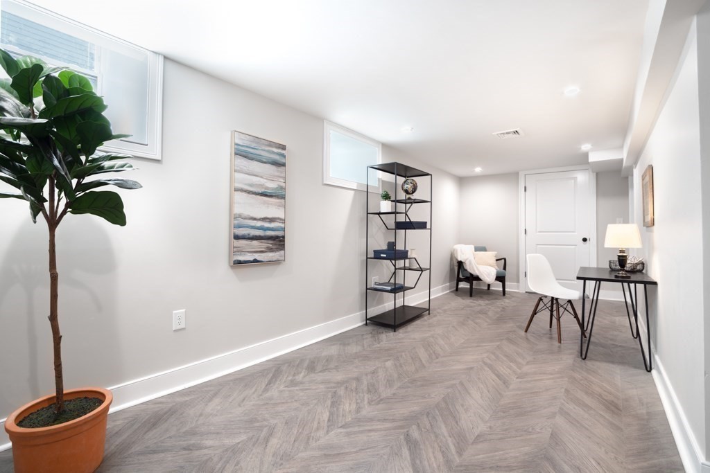 93-95 Wellsmere Road, Unit A Boston, MA 02131 - Photo 20 of 26 Gallery Image 20