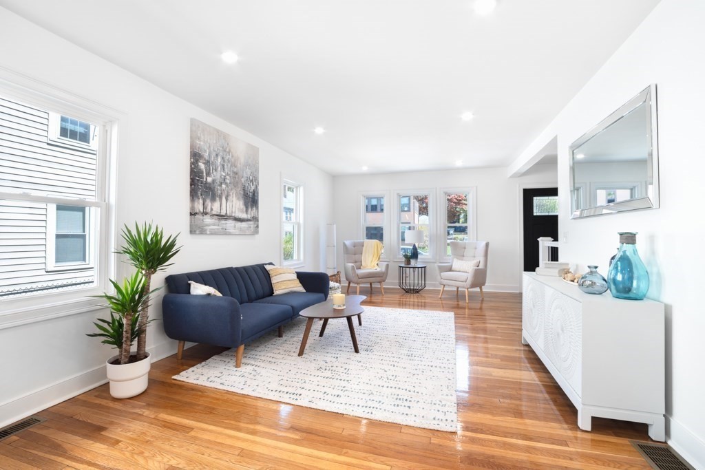 93-95 Wellsmere Road, Unit A Boston, MA 02131 - Photo 2 of 26 Gallery Image 2