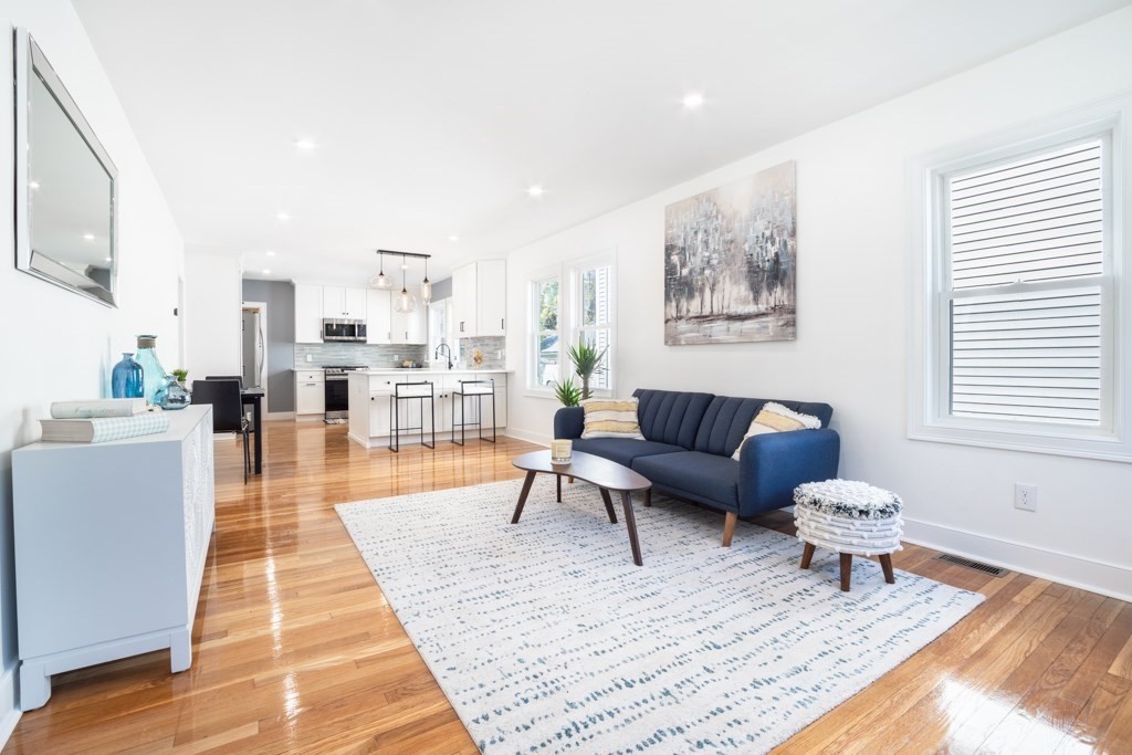 93-95 Wellsmere Road, Unit A Boston, MA 02131 - Photo 4 of 26 Gallery Image 4