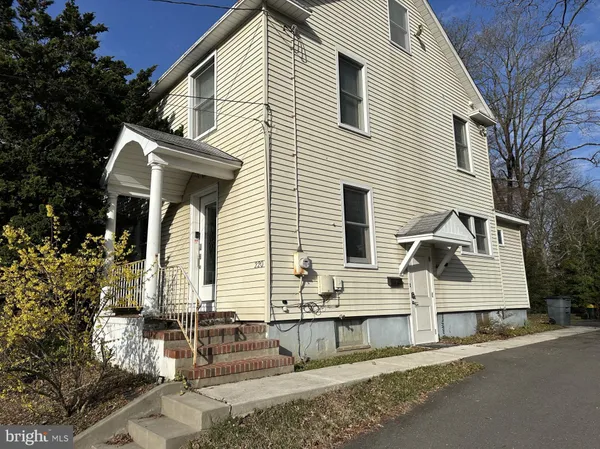 $379,900 | 220 Edinburg Road, Hamilton, NJ 08619