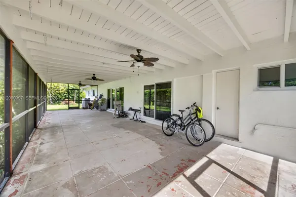 $7,600 | 7690 Southwest 128th Street, Pinecrest, FL 33156