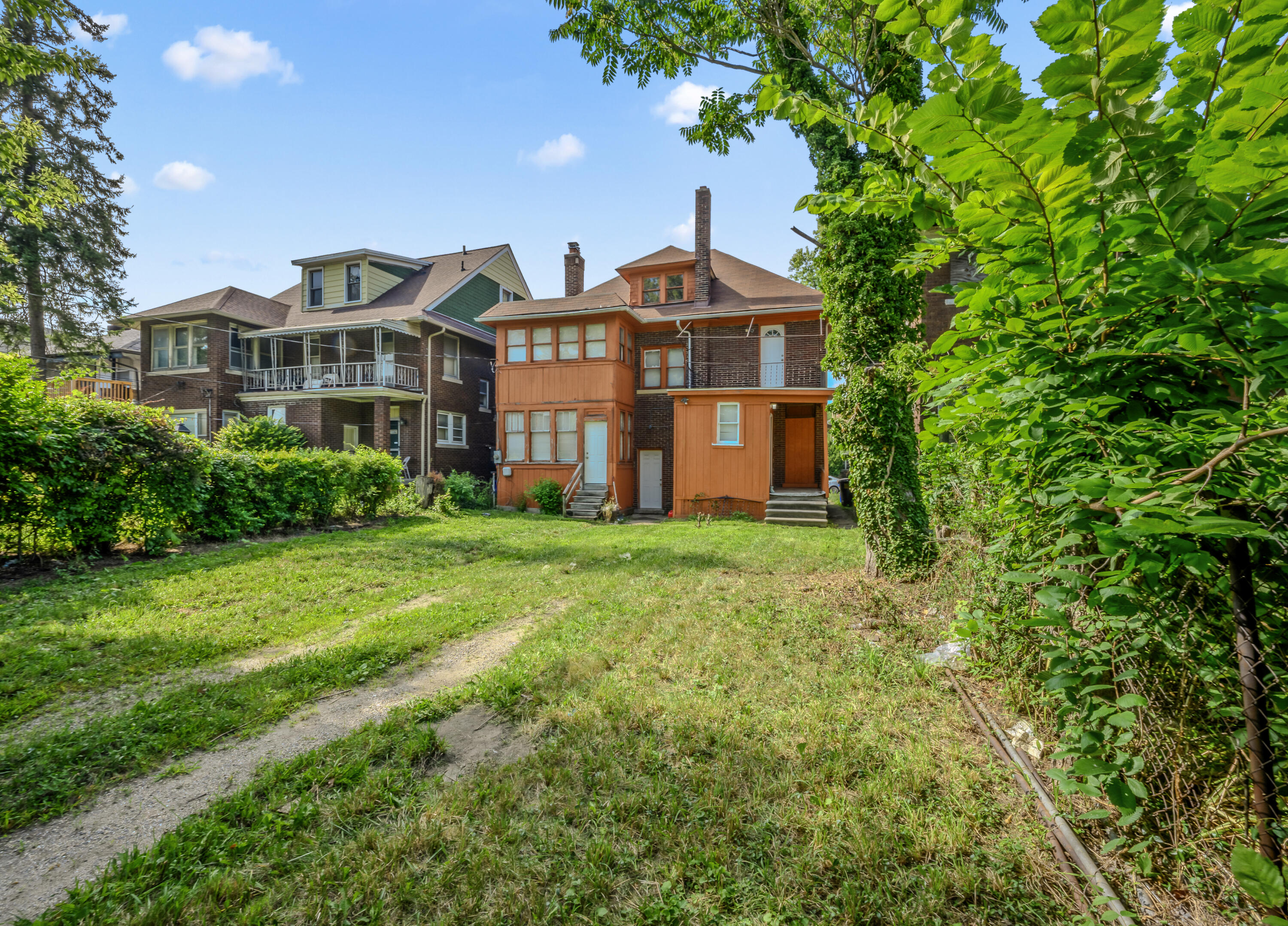 1139 Atkinson Street Detroit, MI 48202 - Photo 3 of 11 DSC_5167-HDR
