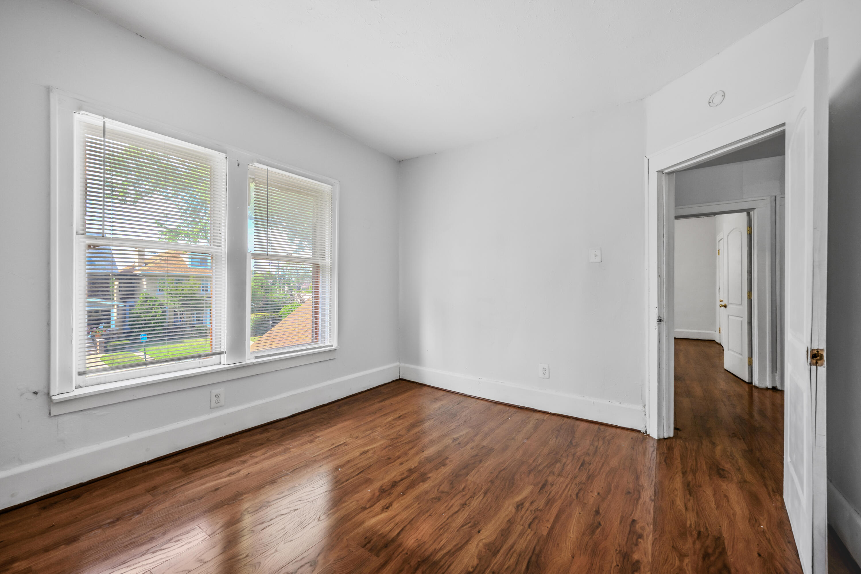 1139 Atkinson Street Detroit, MI 48202 - Photo 10 of 11 DSC_5567-HDR