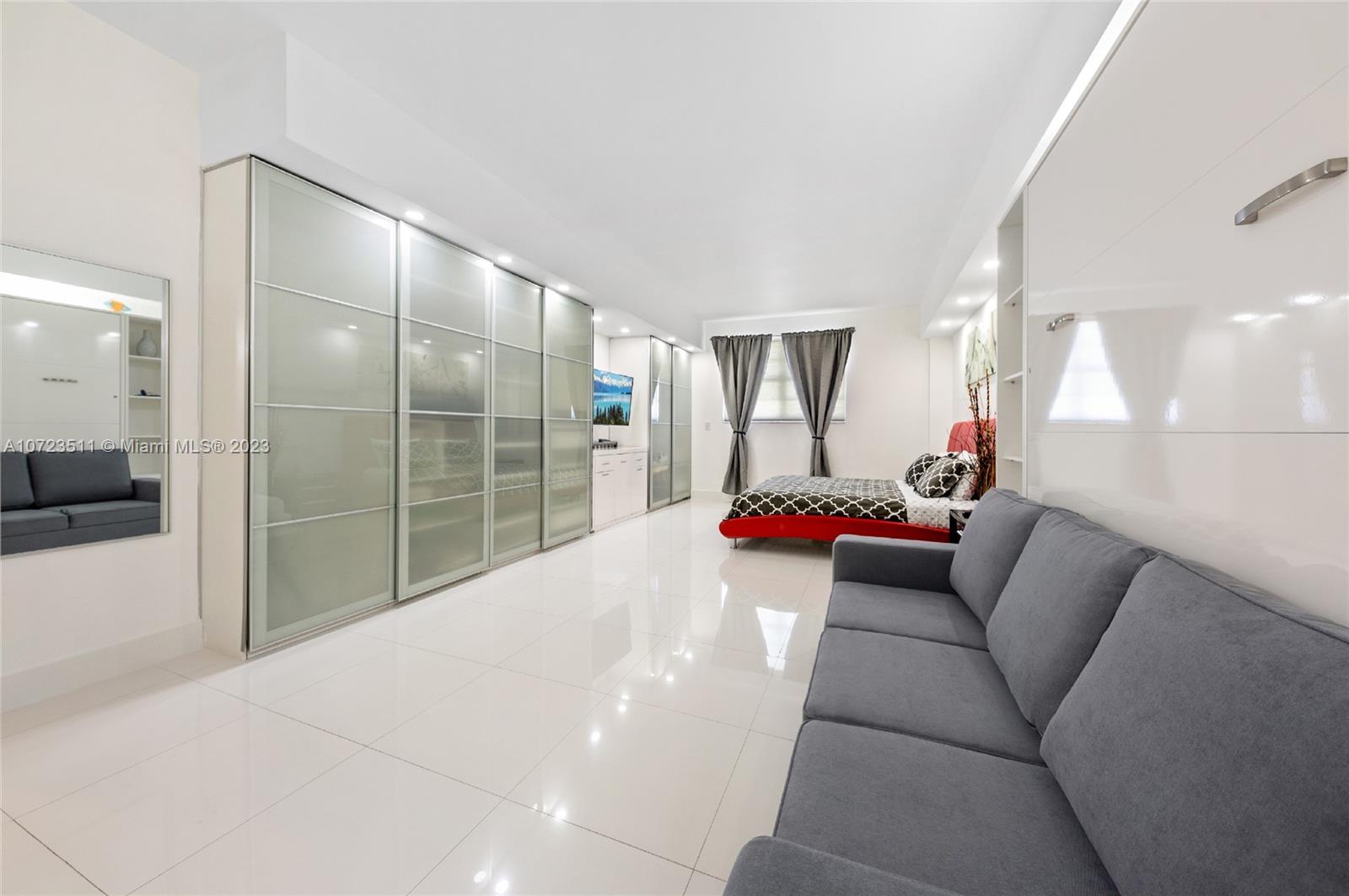 4001 South Ocean Drive, Unit PH2 Hollywood, FL 33019 - Photo 19 of 51