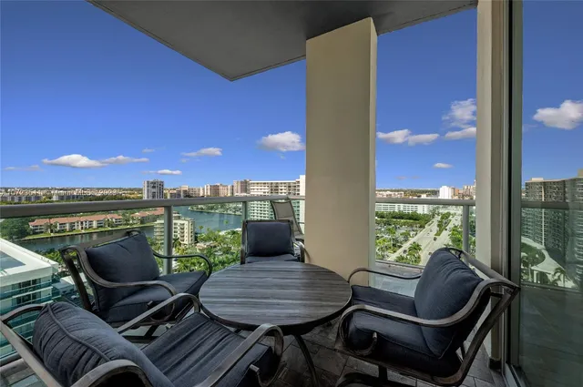 $8,500 | 4001 South Ocean Drive, Unit PH2, Hollywood, FL 33019