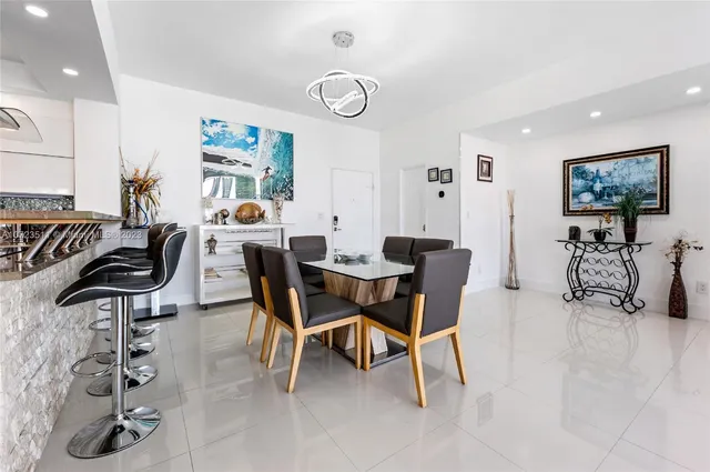 $8,500 | 4001 South Ocean Drive, Unit PH2, Hollywood, FL 33019