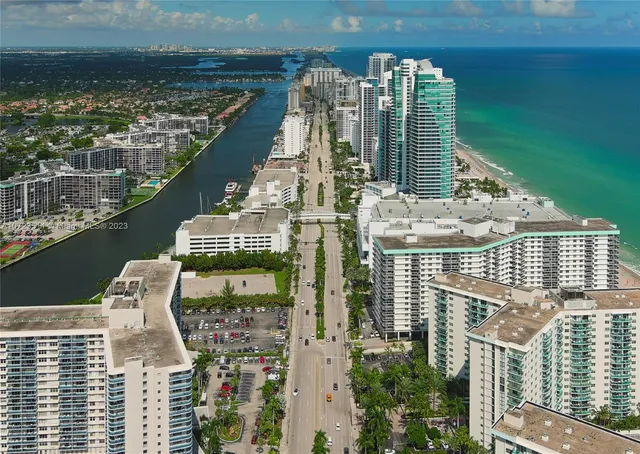 $8,500 | 4001 South Ocean Drive, Unit PH2, Hollywood, FL 33019