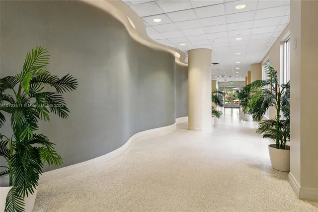 $8,500 | 4001 South Ocean Drive, Unit PH2, Hollywood, FL 33019