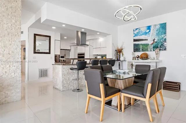 $8,500 | 4001 South Ocean Drive, Unit PH2, Hollywood, FL 33019