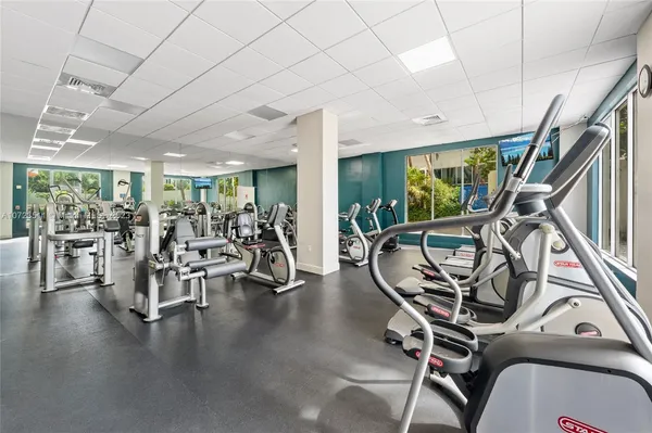 $8,500 | 4001 South Ocean Drive, Unit PH2, Hollywood, FL 33019