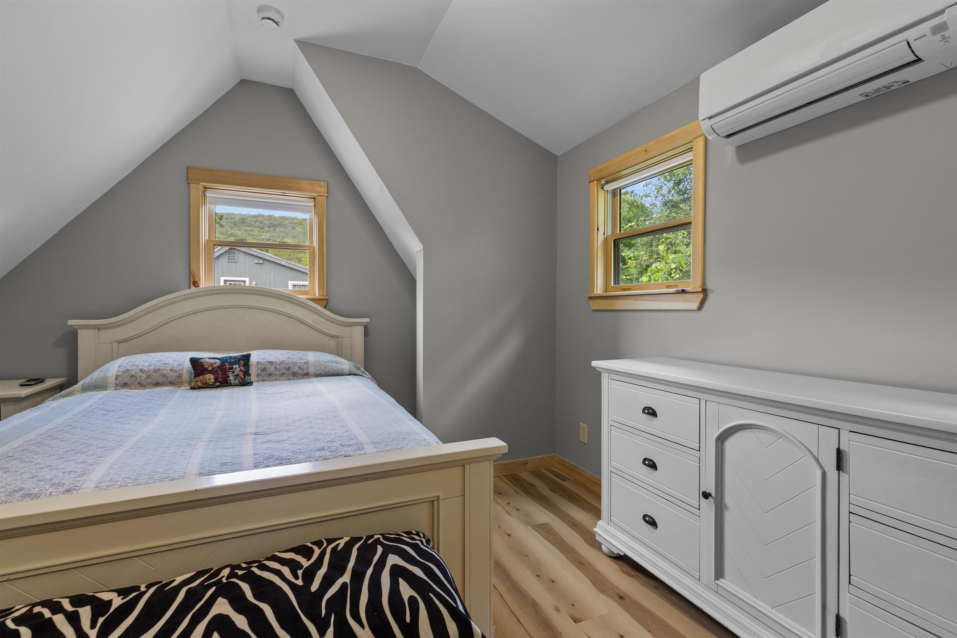 1662 Latham Road Thetford, VT 05043 - Photo 29 of 60