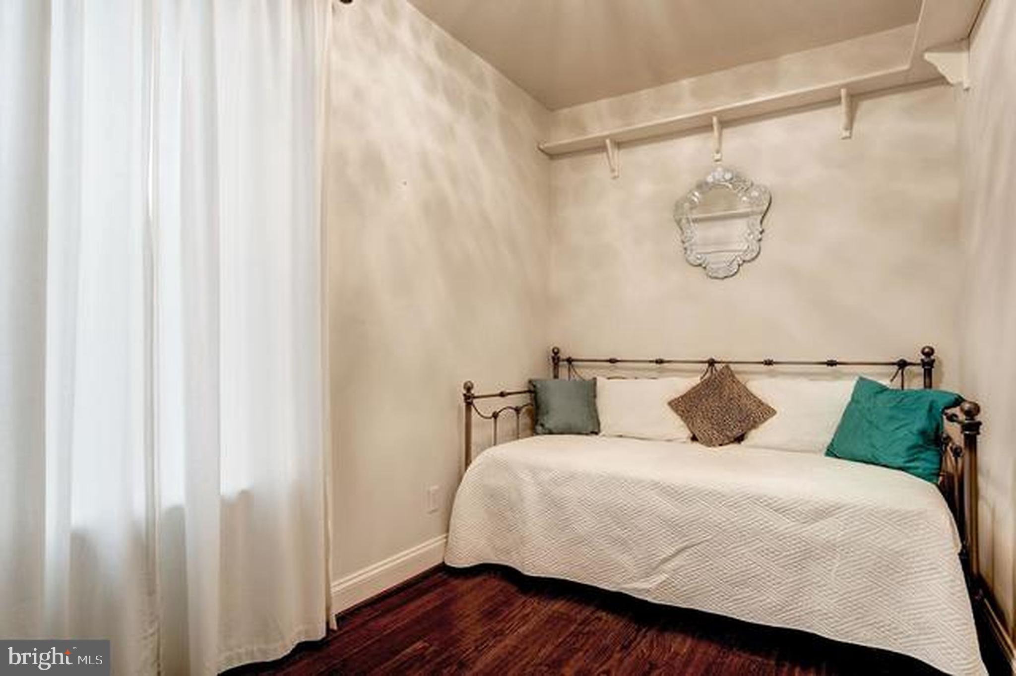 3040 R Street Northwest, Unit 1/2 Washington, DC 20007 - Photo 17 of 27 Gallery Image 17