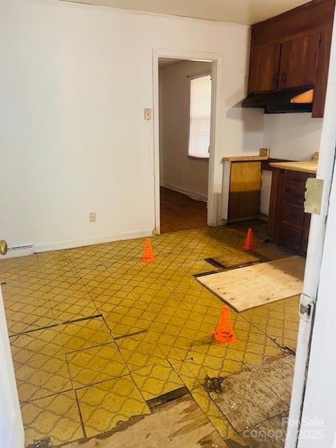 1421 Tyvola Road Charlotte, NC 28210 - Photo 5 of 23 a room with a sink