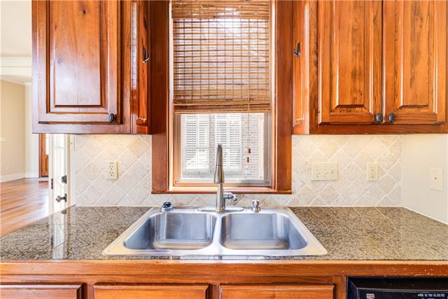 10746 Shoreline Drive Baton Rouge, LA 70809 - Photo 11 of 46