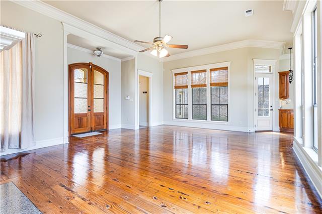 10746 Shoreline Drive Baton Rouge, LA 70809 - Photo 4 of 46