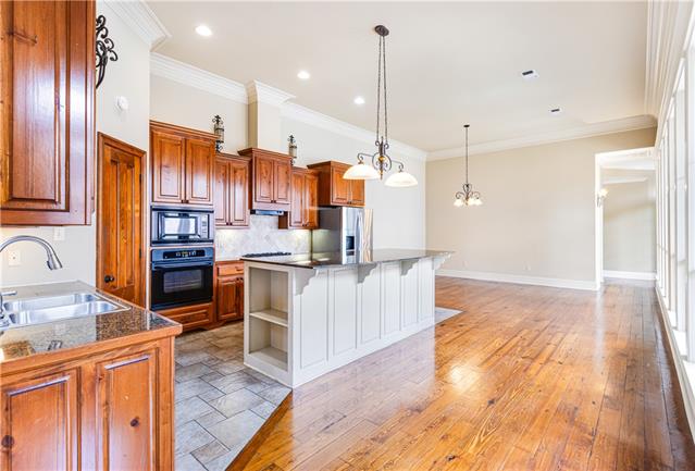 10746 Shoreline Drive Baton Rouge, LA 70809 - Photo 7 of 46