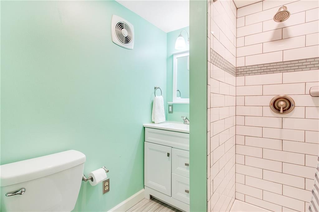 715 Victory Road Allison Park, PA 15101 - Photo 18 of 25 Gallery Image 18