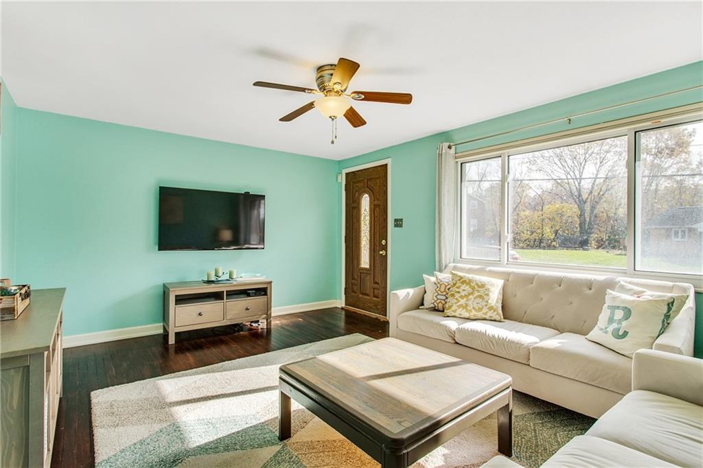 715 Victory Road Allison Park, PA 15101 - Photo 4 of 25 Gallery Image 4