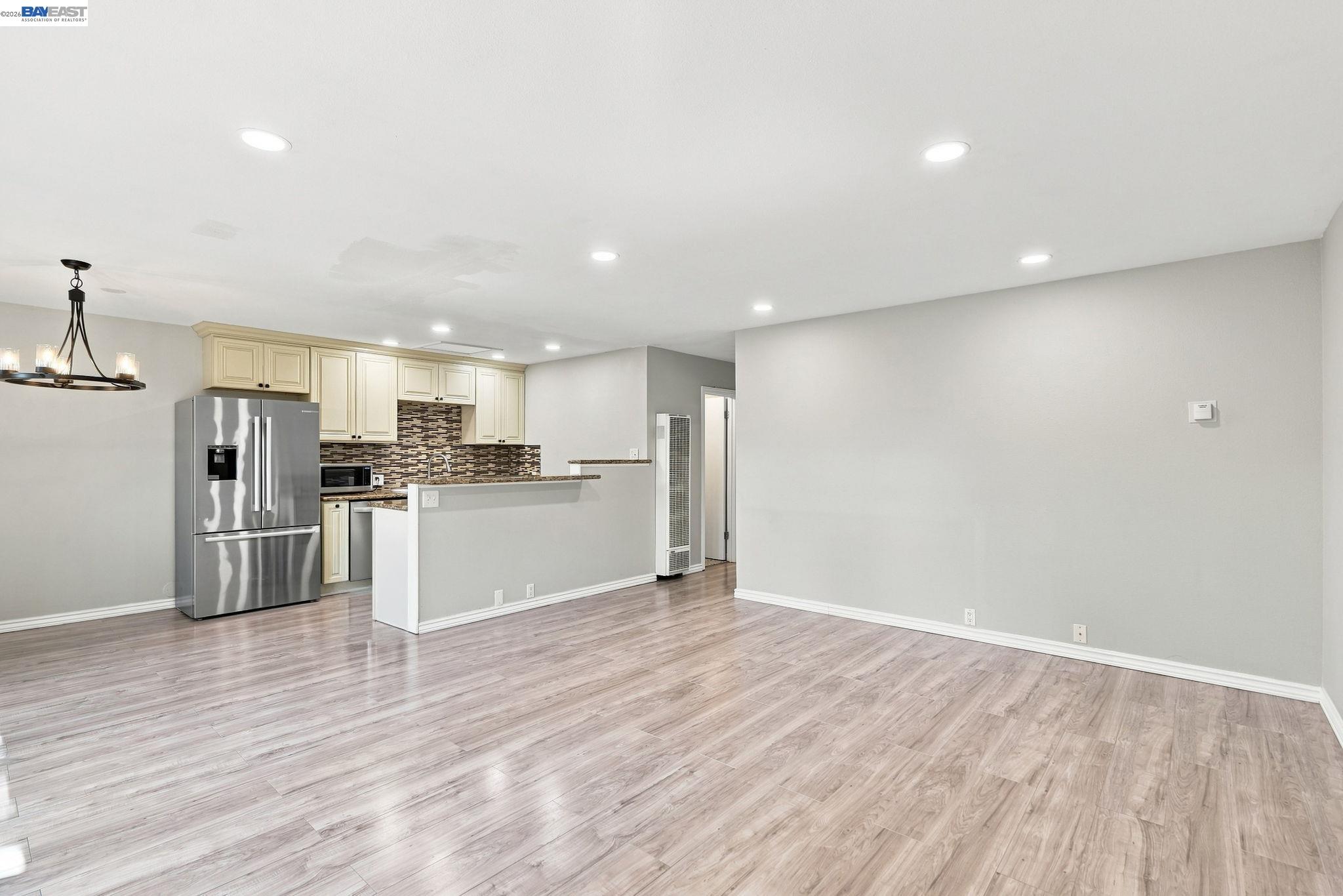 2600 Jones Road, Unit 19 Walnut Creek, CA 94597 - Photo 7 of 30 Gallery Image 7