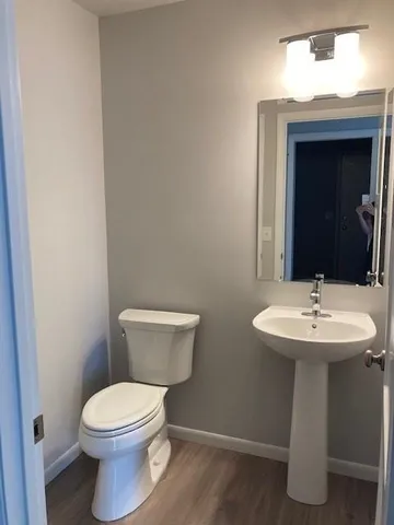 $2,850 | 621 Hillcrest Drive, Waunakee, WI 53597