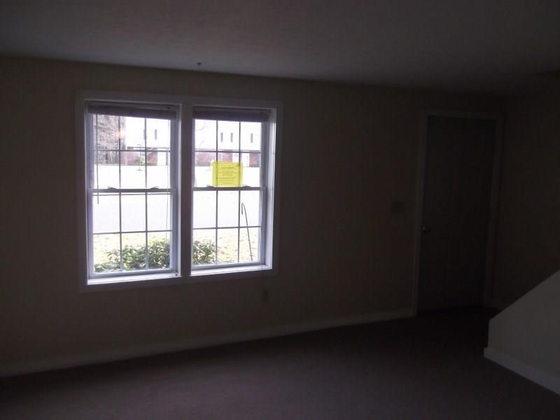 16 Dalten Pines Road, Unit 4 Windham, ME 04062 - Photo 9 of 12 Photo