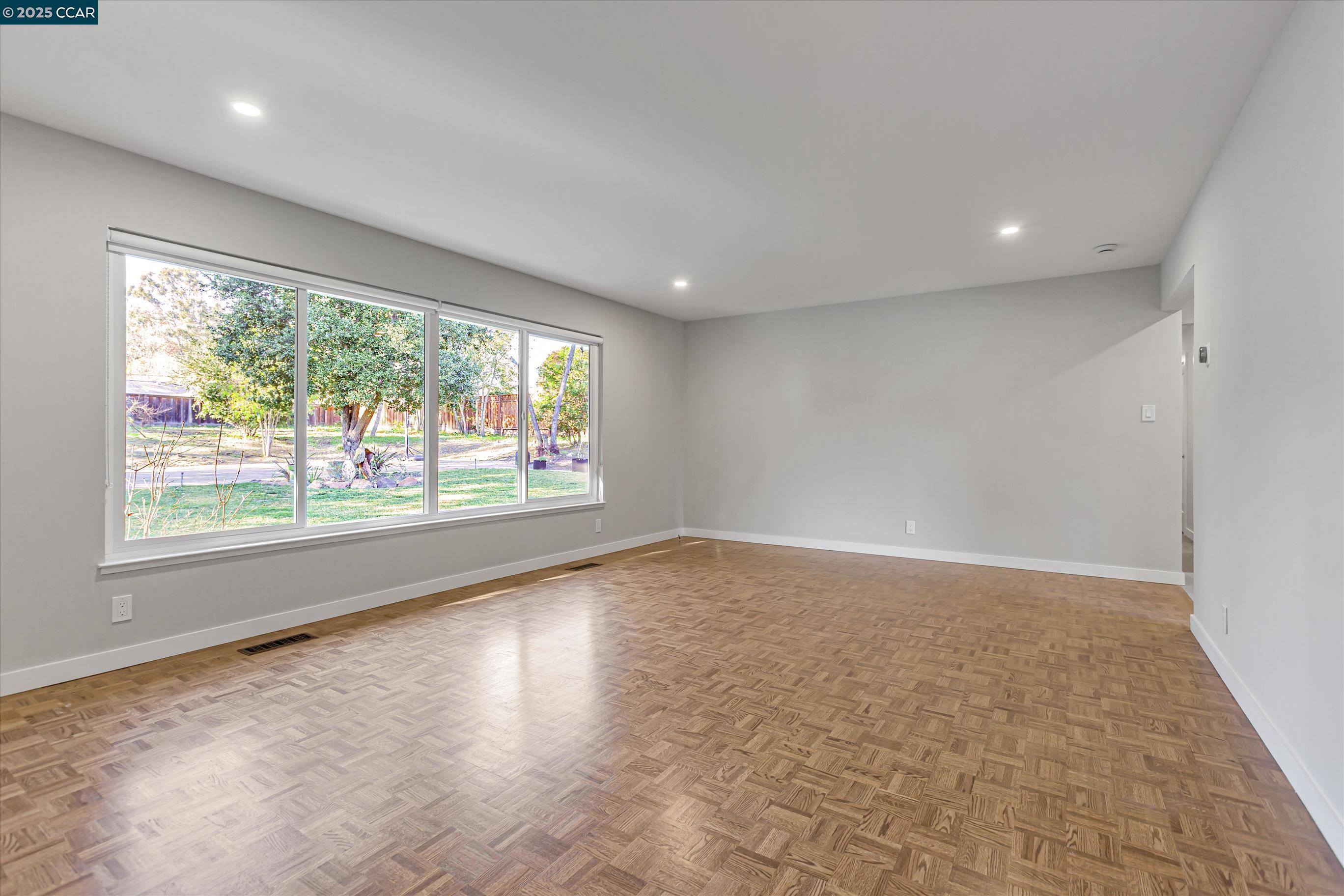 844 Camino Ricardo Moraga, CA 94556 - Photo 17 of 30