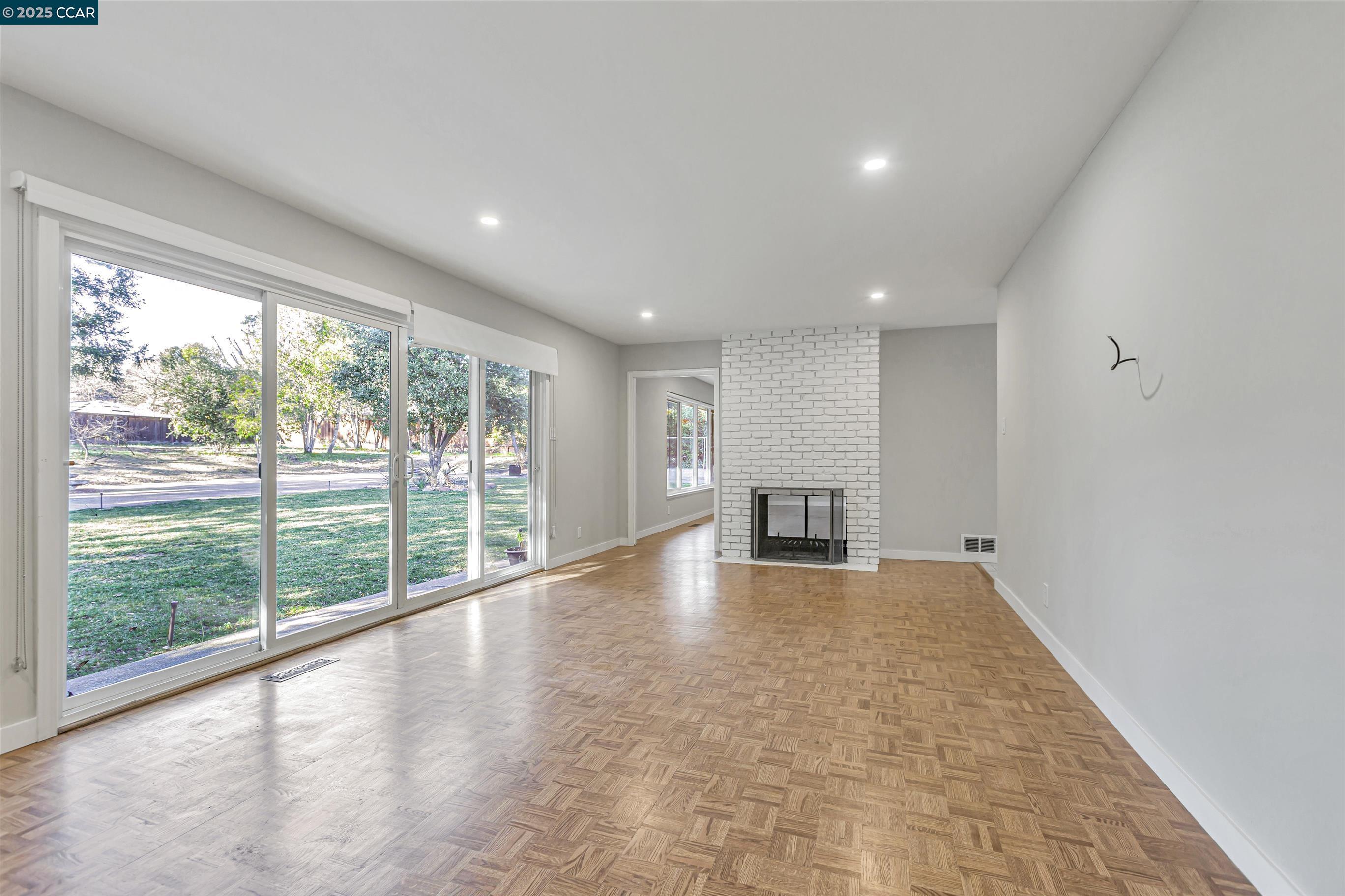 844 Camino Ricardo Moraga, CA 94556 - Photo 18 of 30