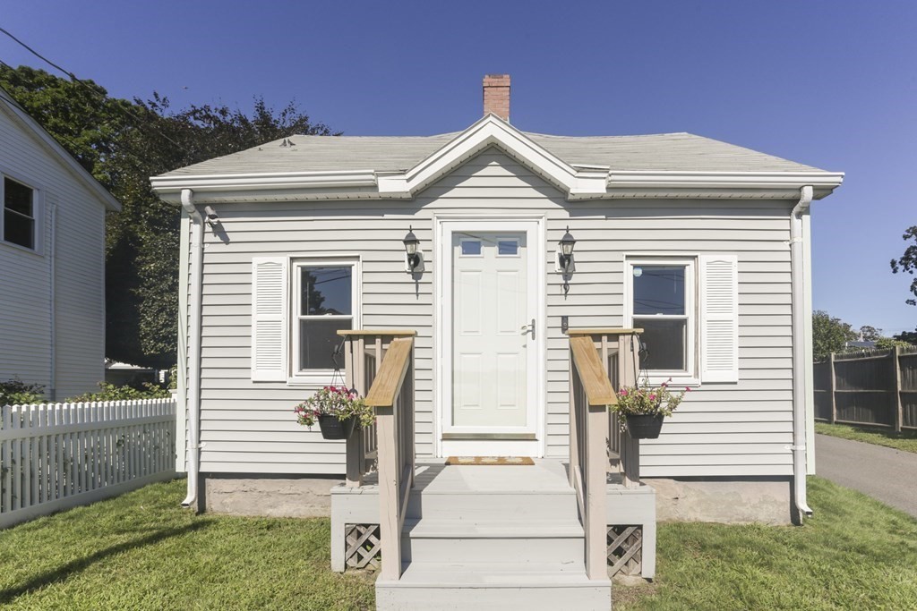 19 Beebe Road Quincy, MA 02169 - Photo 6 of 18 Gallery Image 6