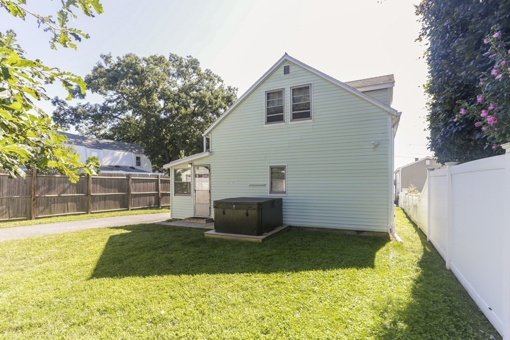 19 Beebe Road Quincy, MA 02169 - Photo 8 of 18 Gallery Image 8