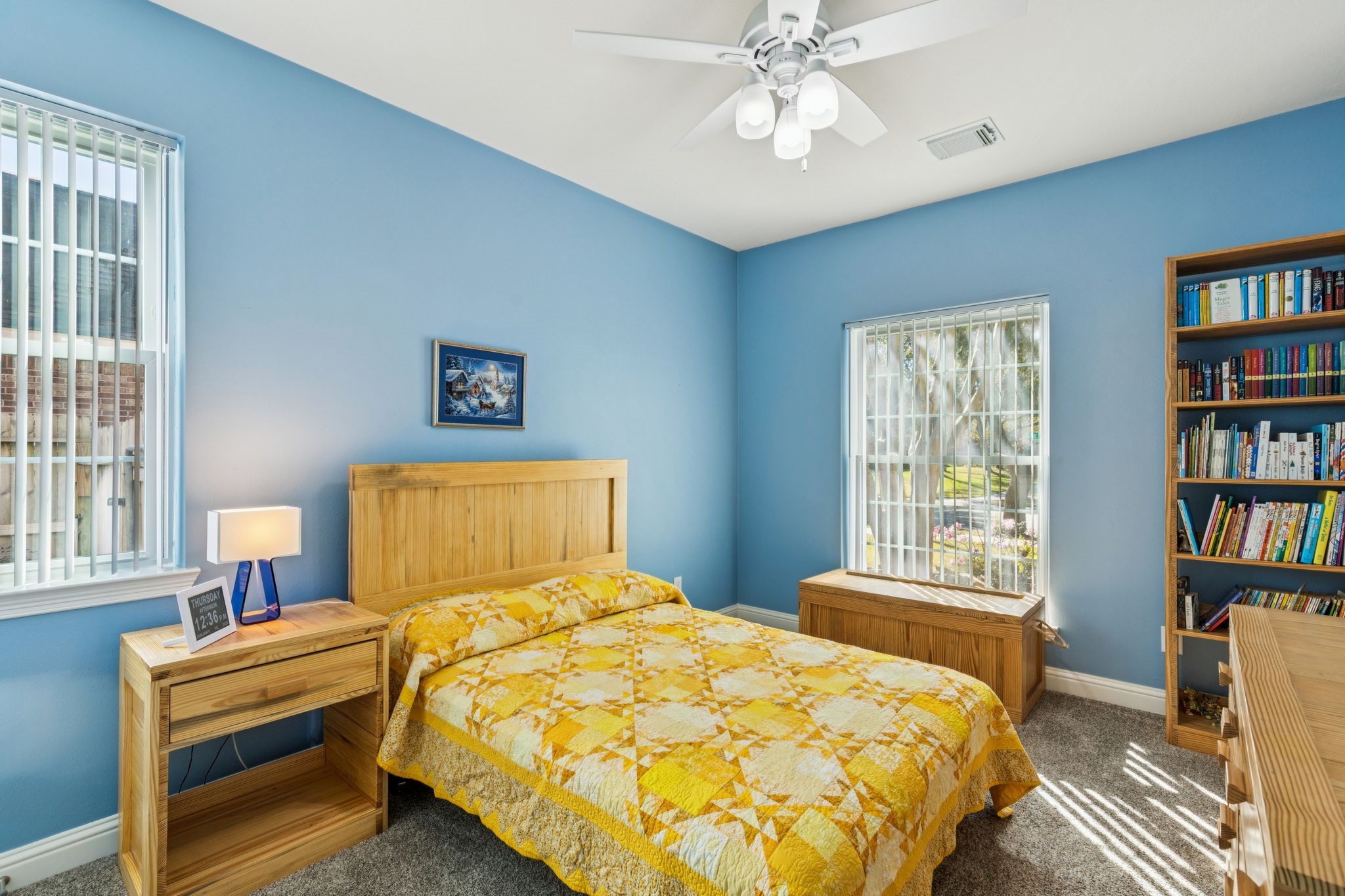 2809 Cedar Ridge Trail Friendswood, TX 77546 - Photo 22 of 33 LARGE THIRD BEDROOM