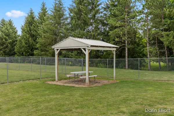 $299,900 | 2389 North State Road, Ionia, MI 48846