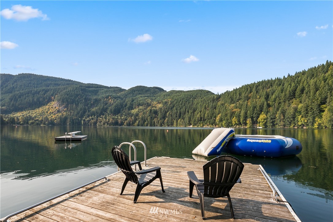 1450 Roy Road Bellingham, WA 98229 - Photo 2 of 40 Gallery Image 2