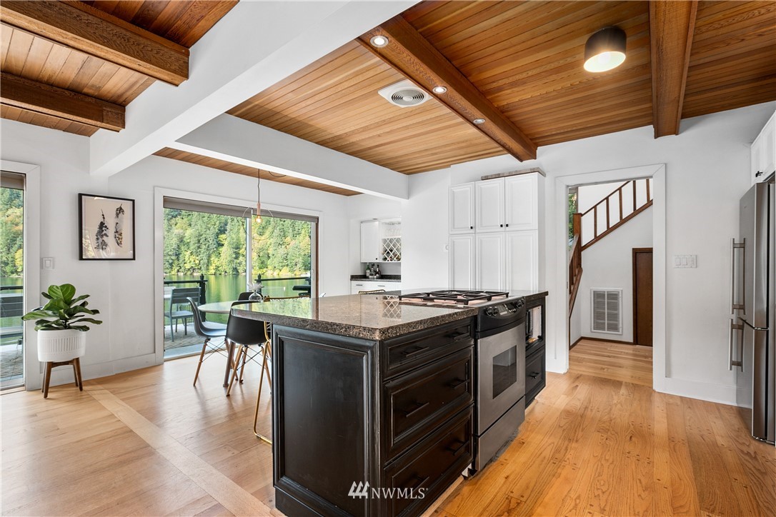 1450 Roy Road Bellingham, WA 98229 - Photo 9 of 40 Gallery Image 9