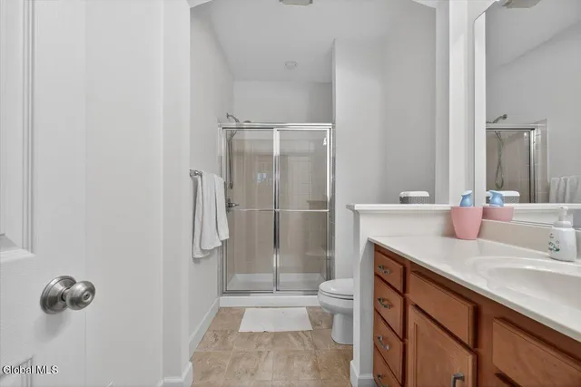 $420,000 | 3 B Winchester Place, Halfmoon, NY 12118