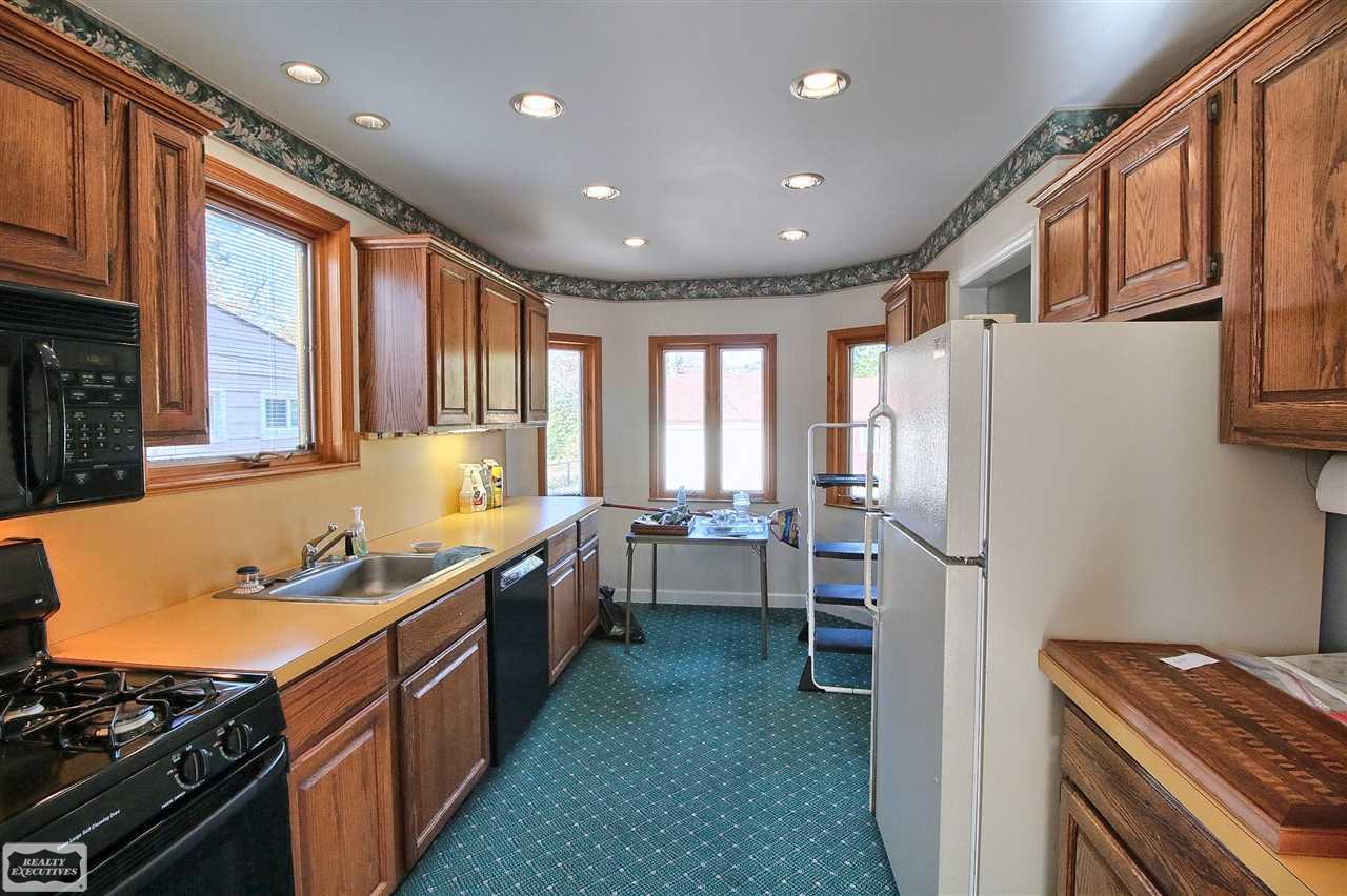 8 Norwich Road Pleasant Ridge, MI 48069 - Photo 6 of 16