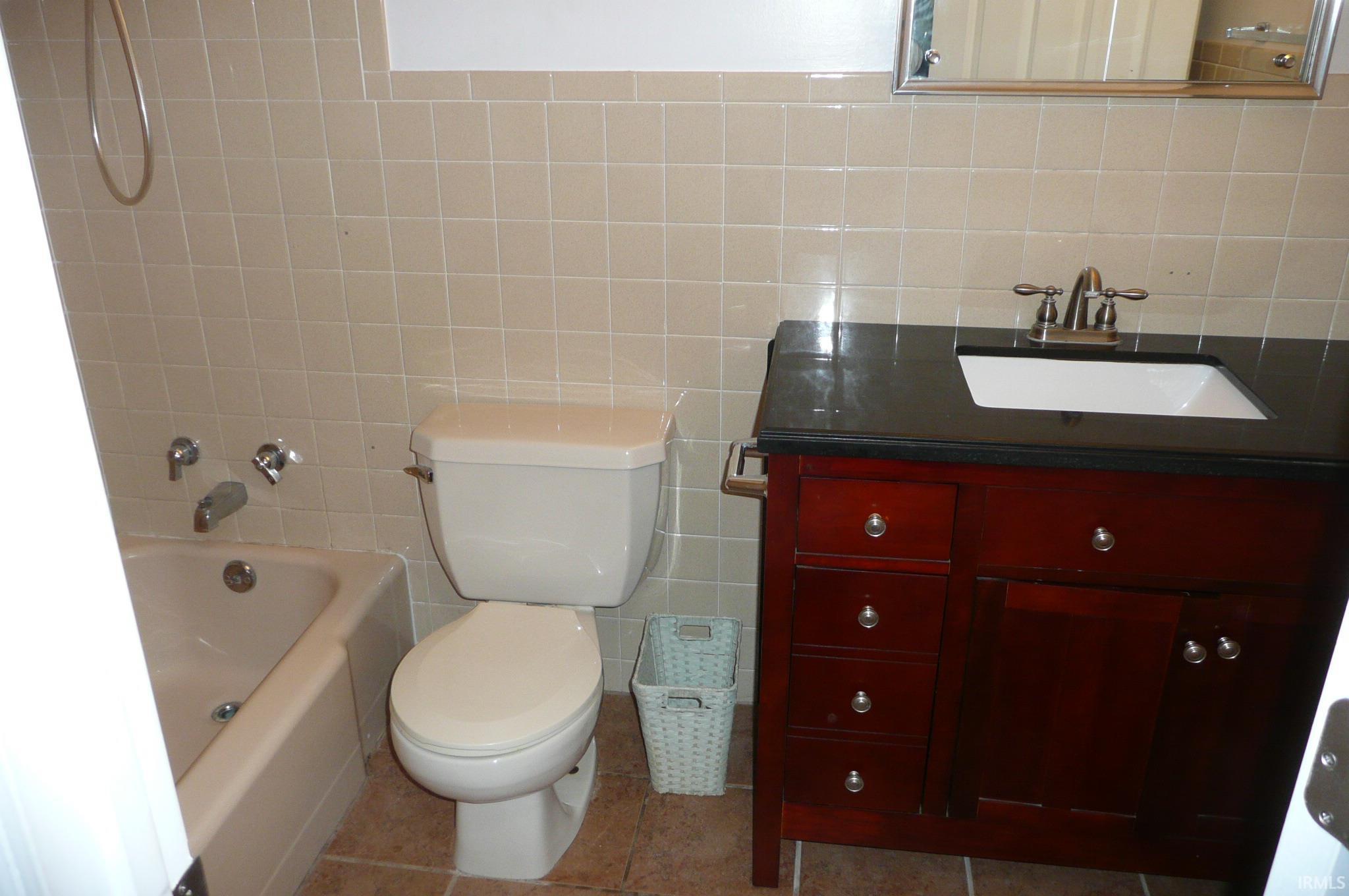 60173 Fir Road Mishawaka, IN 46544 - Photo 16 of 33